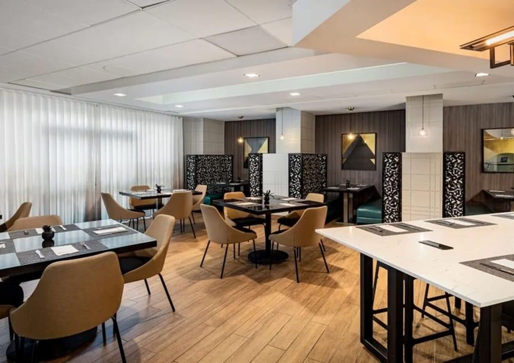Hilton Garden Inn Los Angeles / Hollywood Ngoại thất bức ảnh