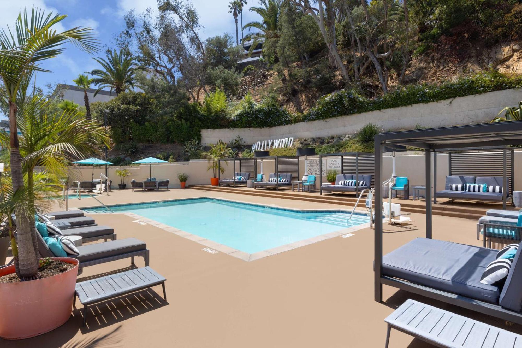 Hilton Garden Inn Los Angeles / Hollywood Ngoại thất bức ảnh